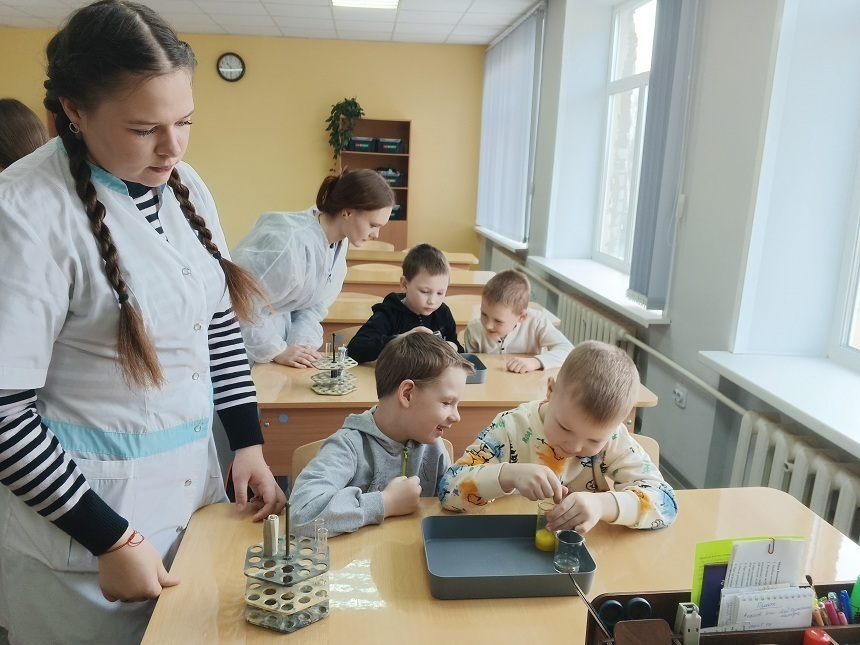 Мир химии.